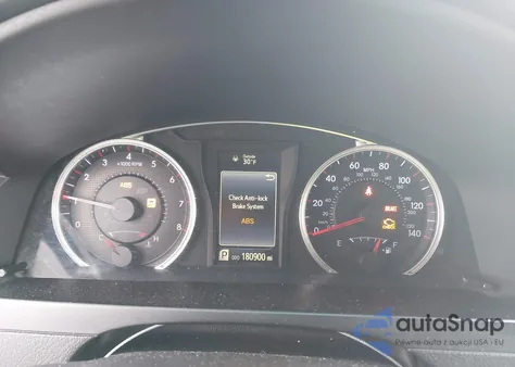 2015 Toyota Camry Se z USA, uszkodzony, nr VIN 4T1BF1FK8FU884983